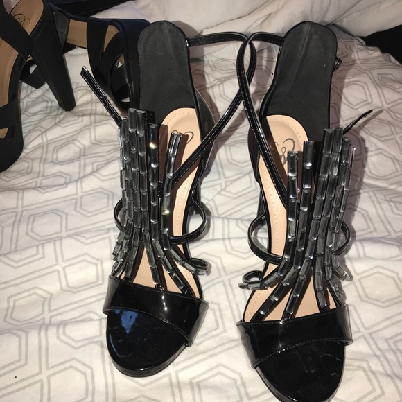 heels - Picture 2 of 3